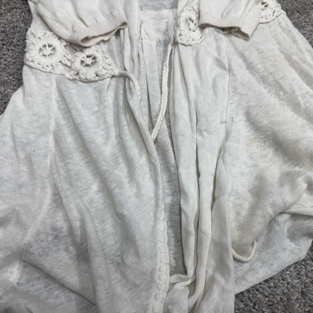 Knitted and Knotted Cardigan - Picture 6 of 9